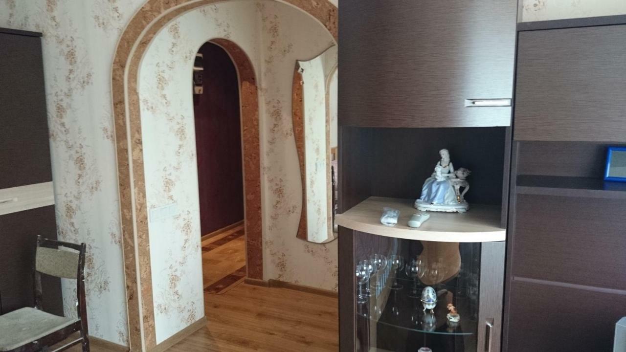 Апартамент В Центре Города, Stacijas 111 Daugavpils Eksteriør billede